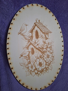 Preglejkové dno gravírované elipsa 4mm - 45x30cm Vtáci s budkou
